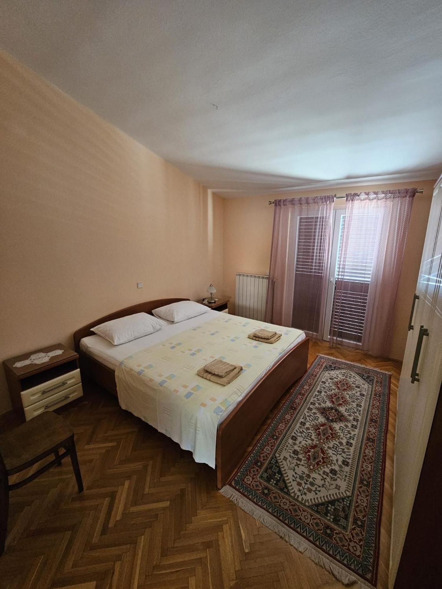 Filip Apartment Omiš Exteriör bild