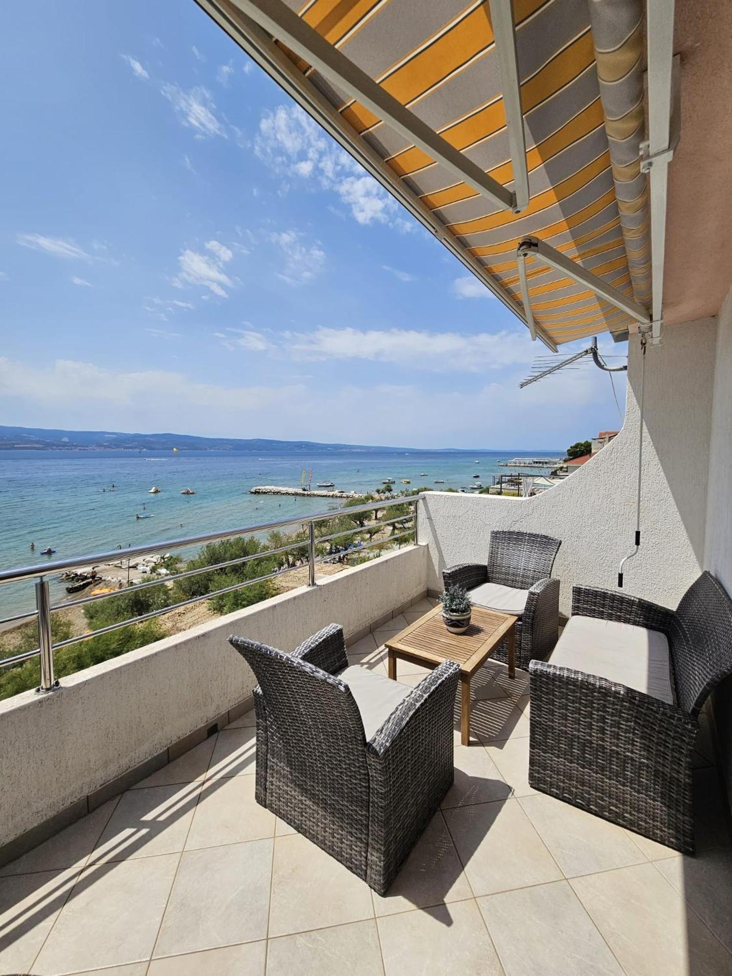 Filip Apartment Omiš Exteriör bild