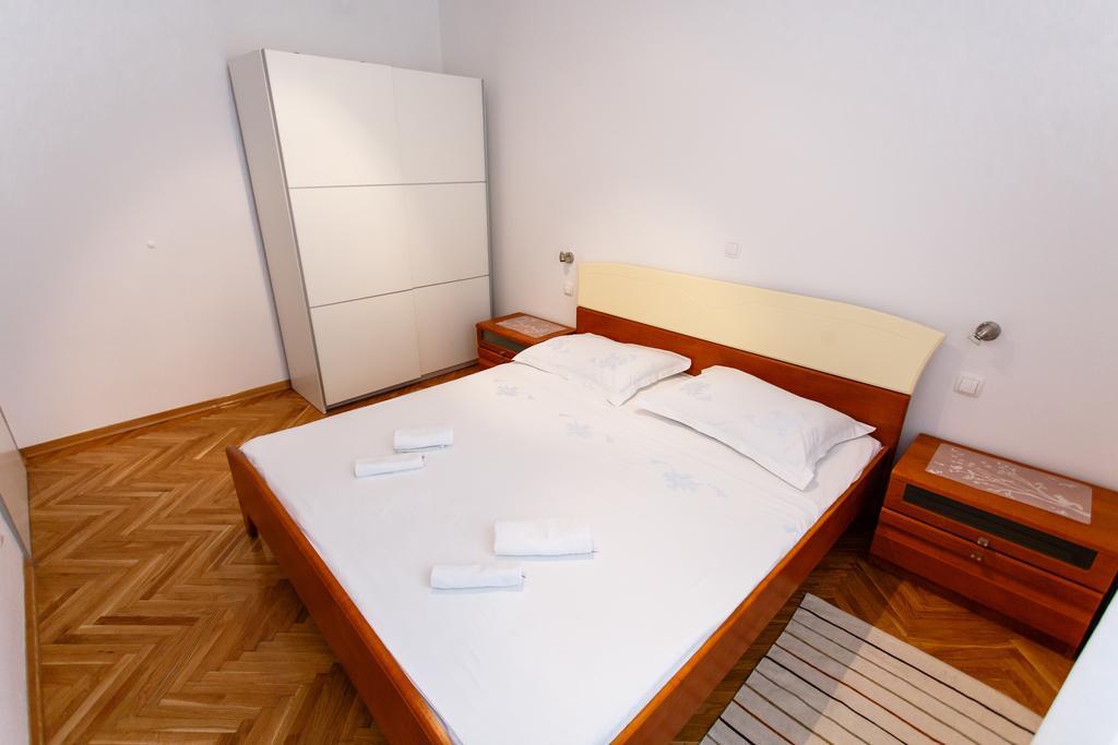 Filip Apartment Omiš Rum bild